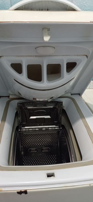 Пральна машина indesit WITL 86.