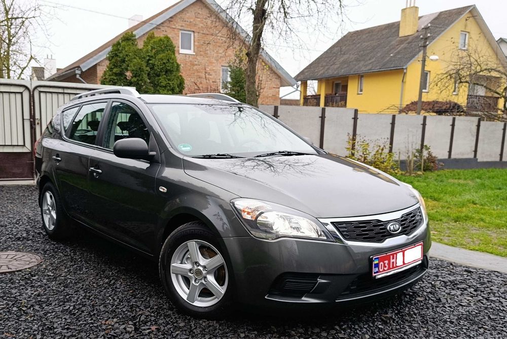 Продам Kia Ceed 2011р.в 1.4 Бензин. Авто Свіжопригнане з Німетчини.