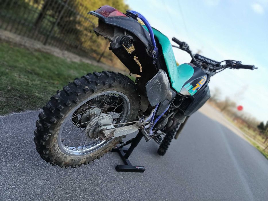 Motocykl Yamaha DT 80