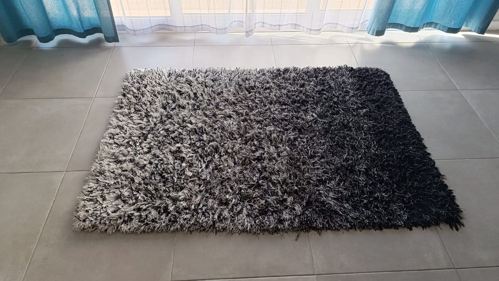 Tapete matizado branco e preto 120*175