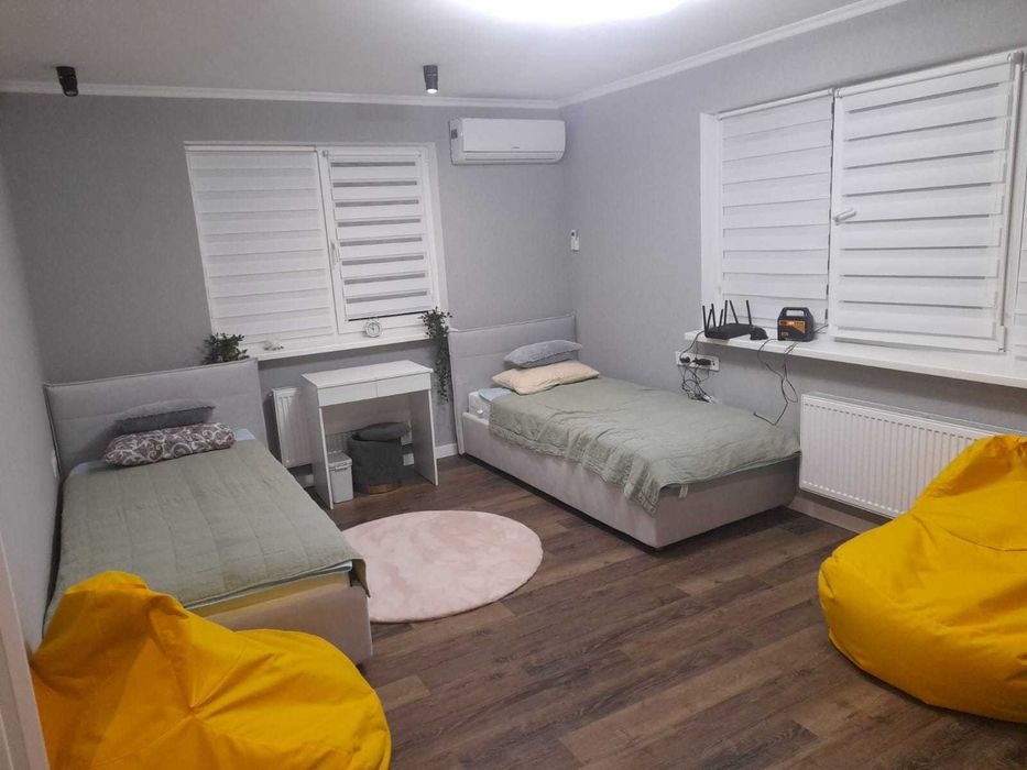 Пропоную будинок с Белогородка ,Котеджне містечко Зелений Бульвар