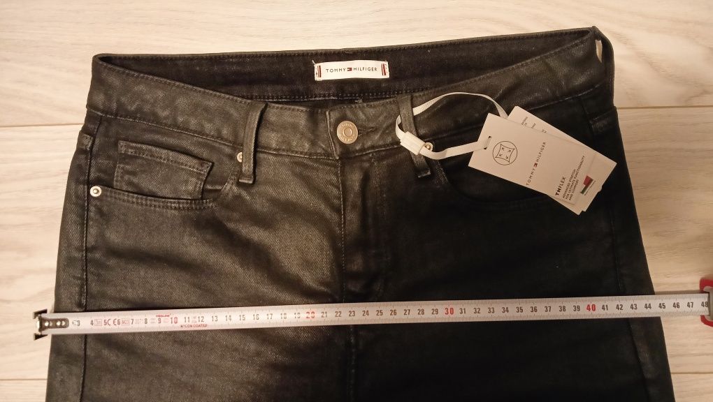 Jeansy nowe czarne spodnie Tommy Hilfiger THFlex Como Skinny W29 L30