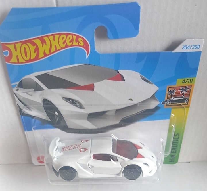 Hot wheels lamborghini sesto elemento