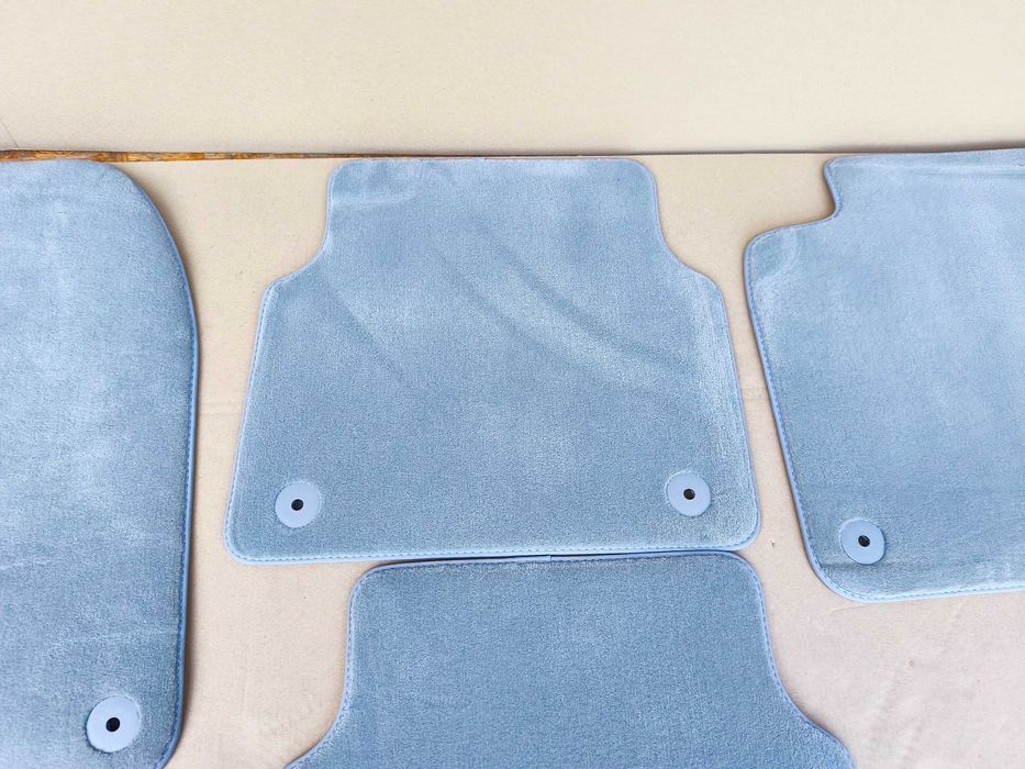 Audi A8 D4 8H0 dywaniki wykłdziny wycieraczki NOWE ORYG 4H0.863.011