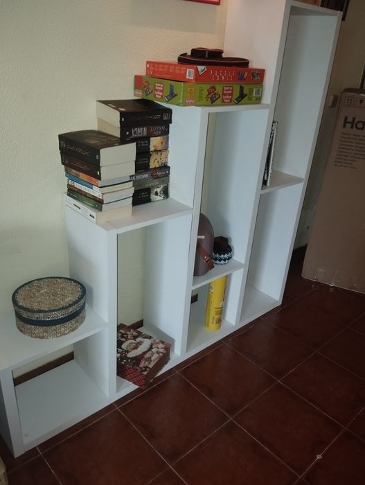 Móvel, estante, branco, em muito bom estado