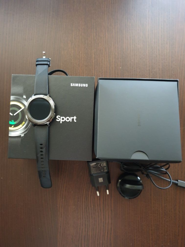 Smartwatch Samsung Gear Sport SM-R600
