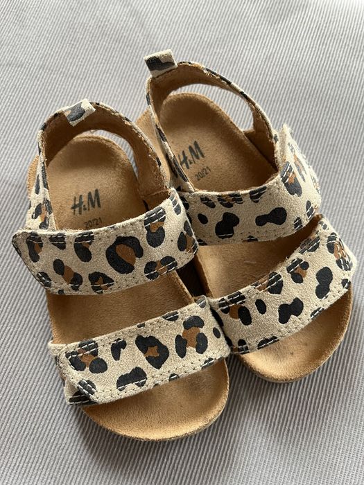 Sandałki w panterkę firmy H&M rozmiar 20/21