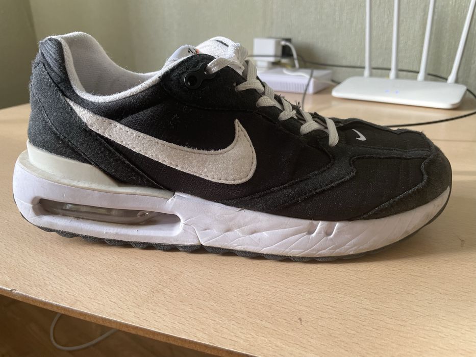 Кросівки Nike Air Max Dawn Black White