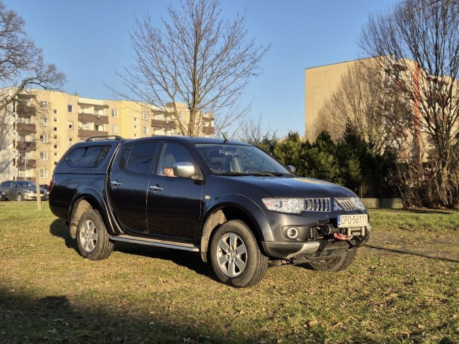 Mitsubishi L200 Intense Plus 2011 salon Polska