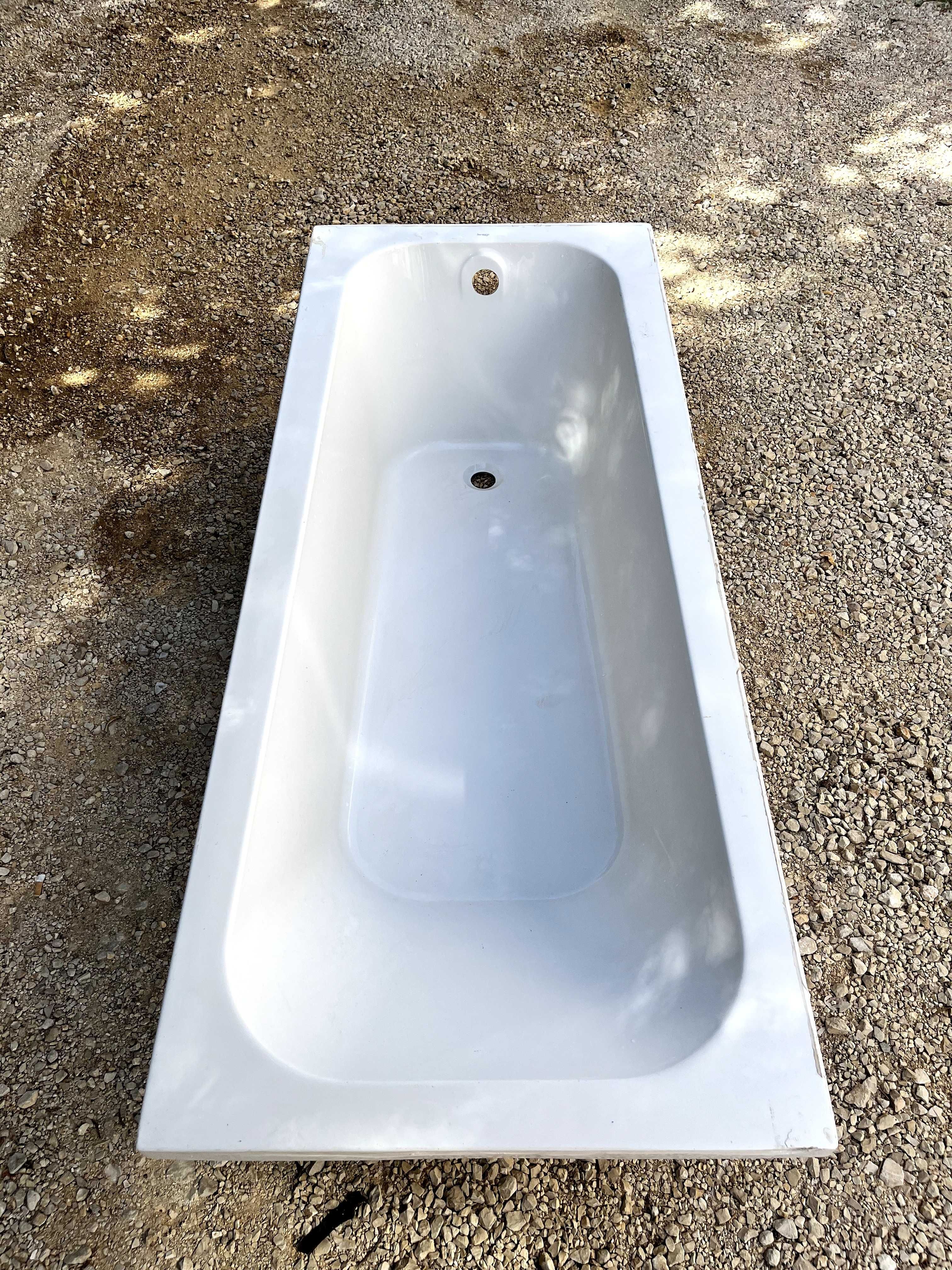 Banheira em Bom Estado – Ideal para Remodelações