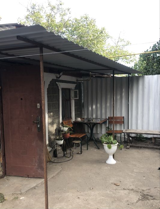 Продається половина будинку в районі Центрального ринку
