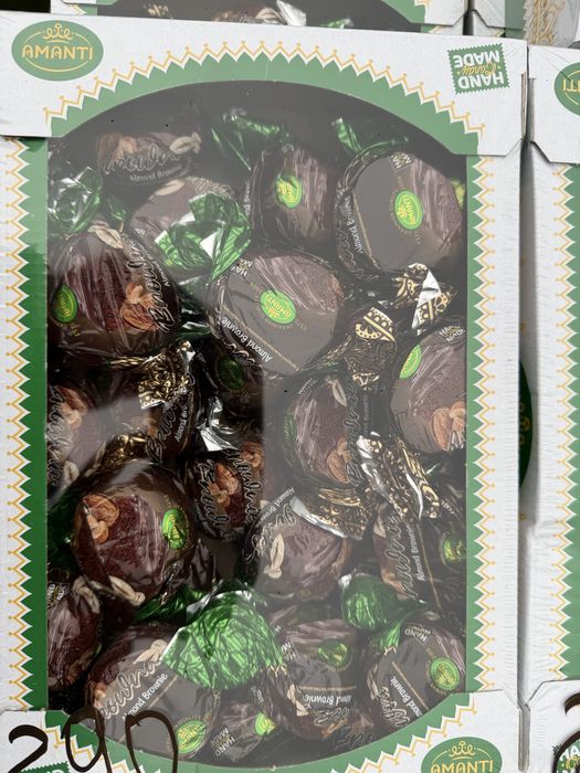 Аманті цукерка брауні мигдаль
