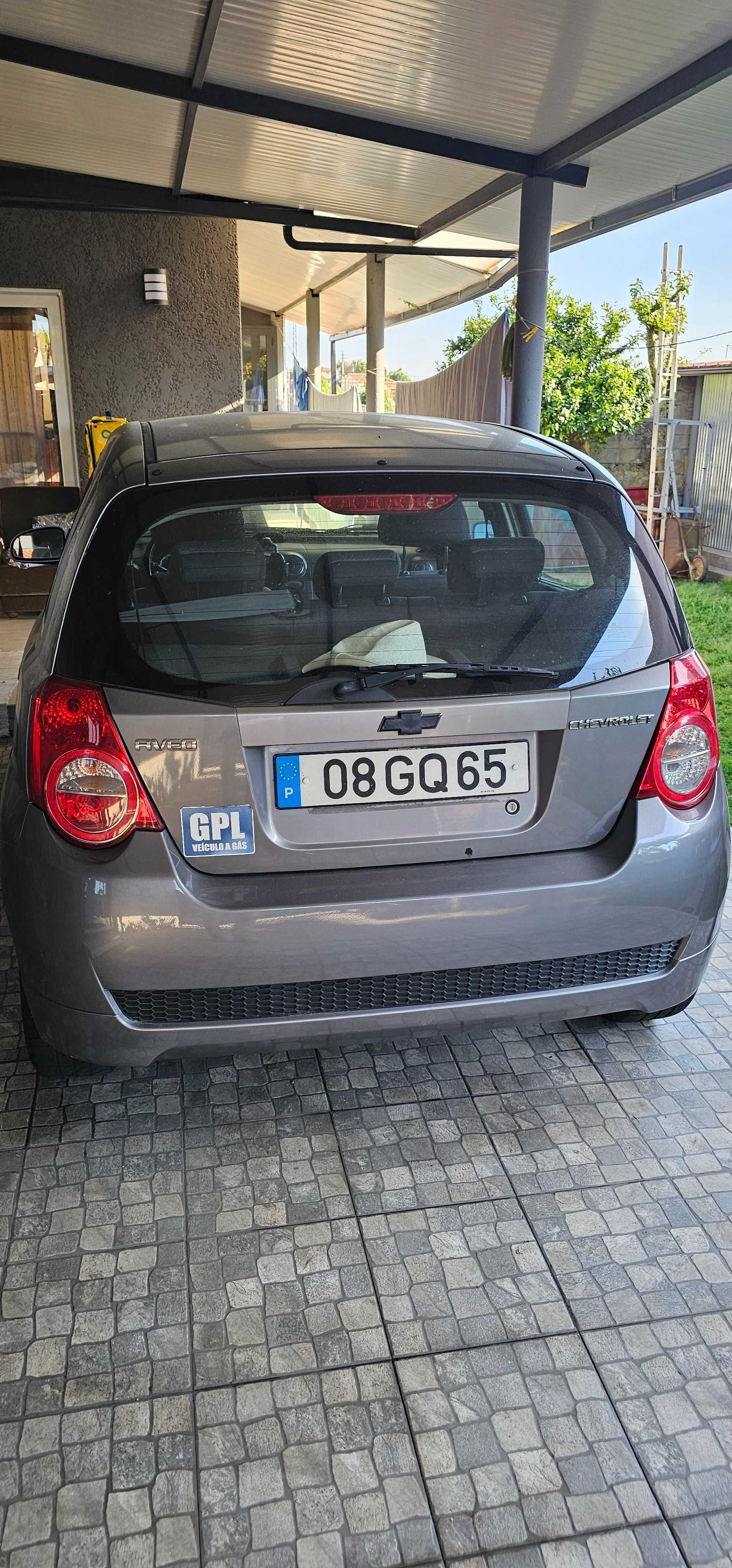 chevrolet aveo 1.2 com gpl