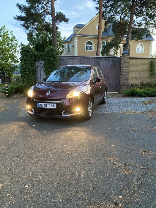 Продаю Рено Сценік2012р 6200$ БЕЗ ТОРГУ