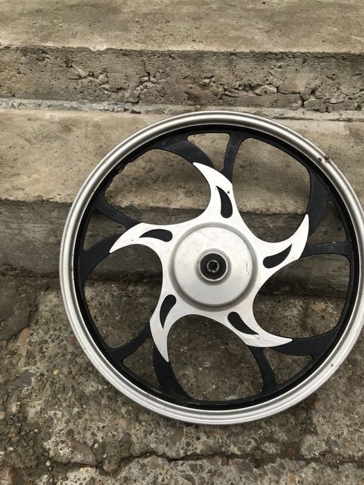 Продаю запчастини мото дельта альфа сабур мустанг 110