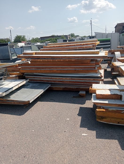 Сендвіч-панелі для утеплення підлоги