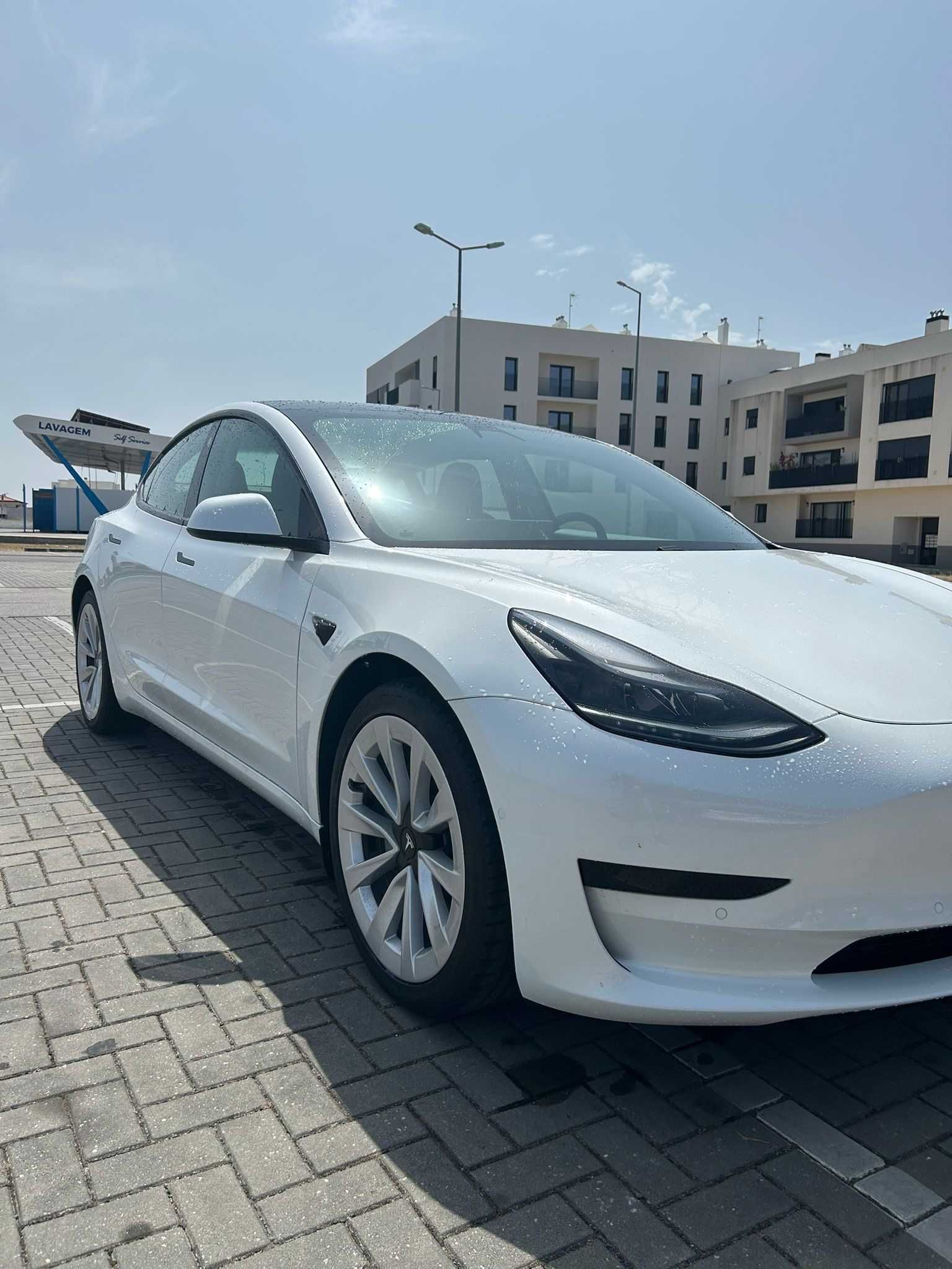TVDE- Disponível aluguer Tesla Model 3.