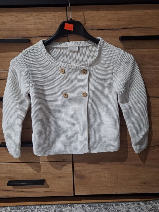 Sweter biały 104 110