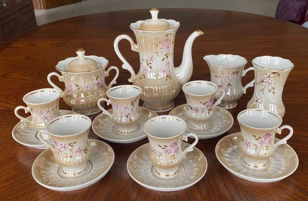 Сервиз кофейный "Цветущий персик" 16 предметов позолота Городница