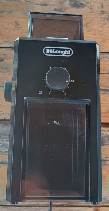 Кавомолка електрична Delonghi KG 79