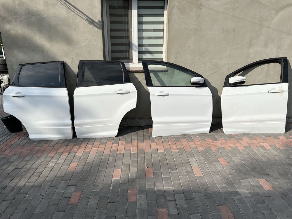 Ford Escape Kuga MK2 MK3 Бампер Капот Крило Фара комплект. РАЗБОРКА