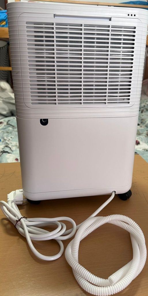 Vendo/Troco dezumidificator Ufesa Impecavel
