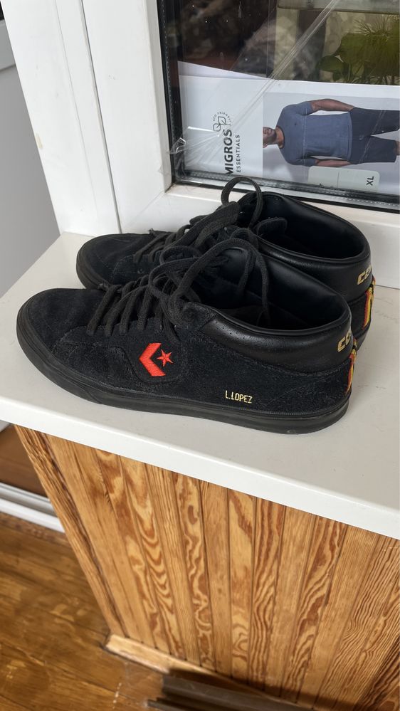 converse cons louie lopez