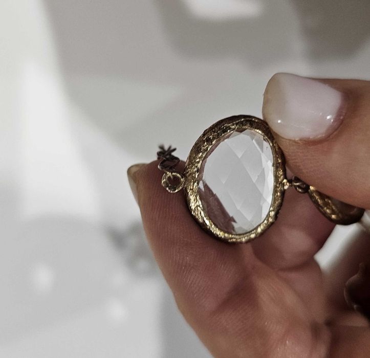 Pulseira prata dourada e pedras