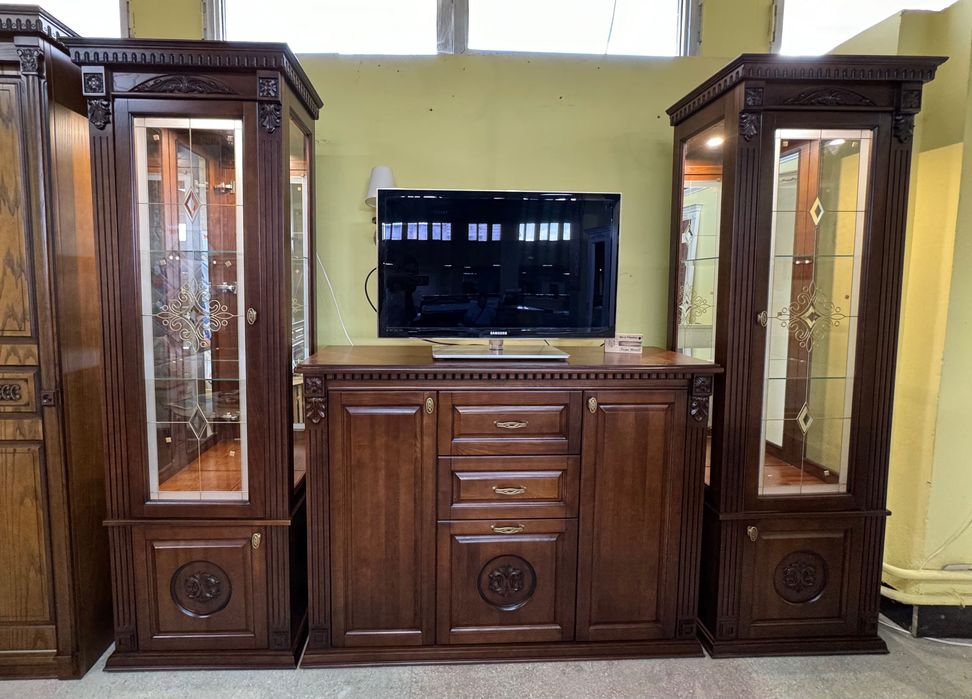 Вітальня з масиву ясена