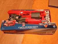 Vendo Nerf cycloneshock como nova