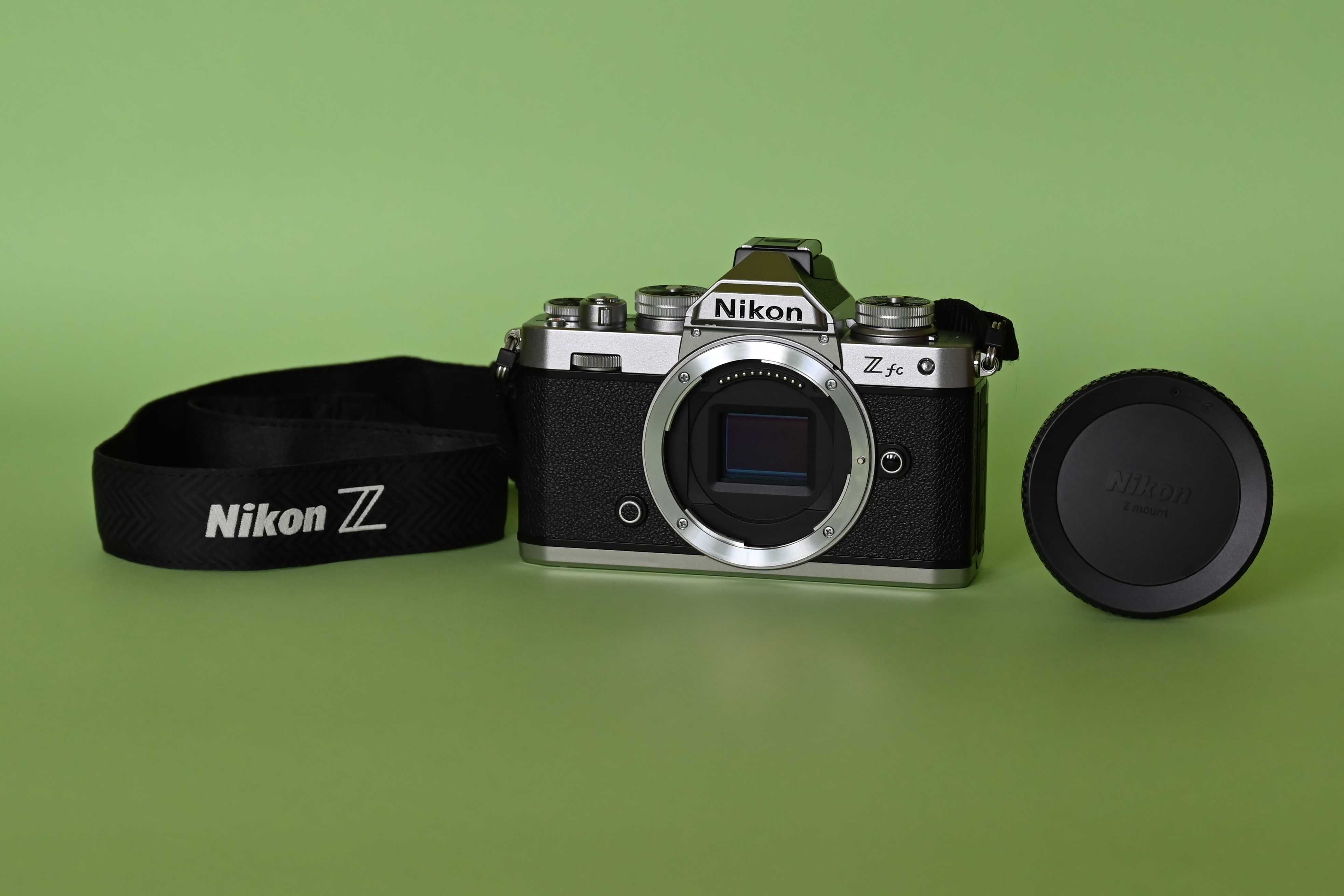 Sprzedam Aparat Nikon Z fc
