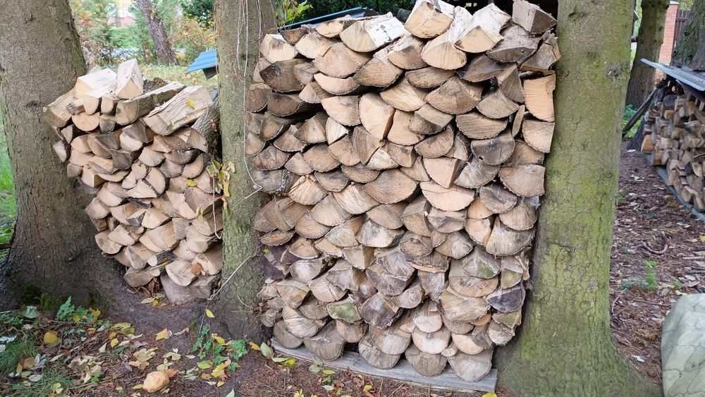 Drewno opałowe, przesezonowane