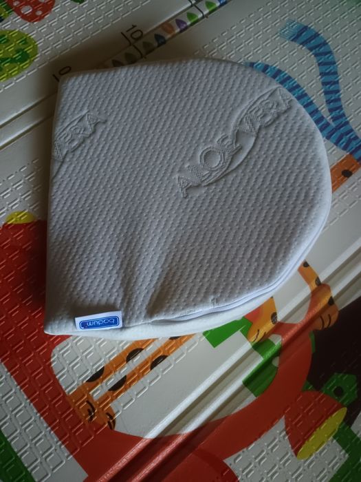 Poduszka dla niemowląt do wózka gondoli BADUM-AV