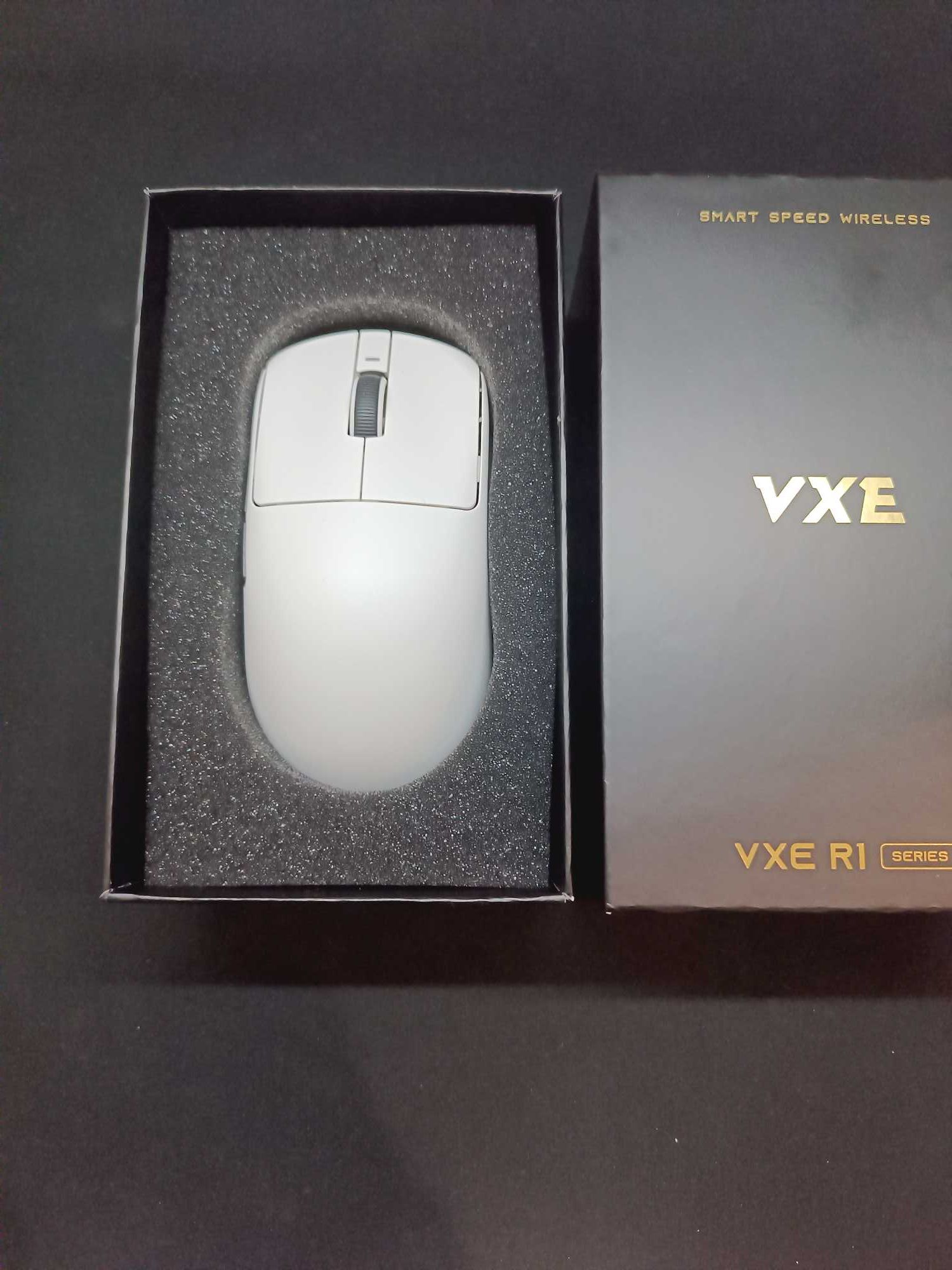 Мышка Vxe R1 pro max + глайды Xraypad Obsidian