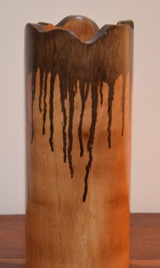 Jarra em madeira de fina qualidade – Altura 25,0 cm