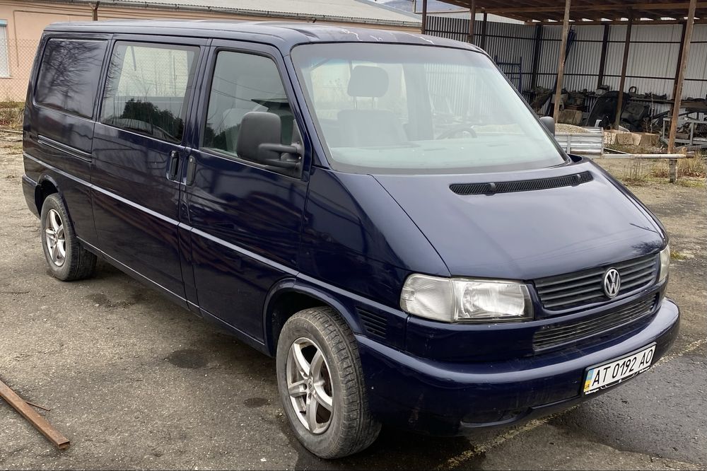 Volkswagen transporter T4  2002  2.5 TDI. 75кВт фольцваген транспортер