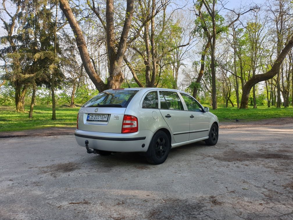 Продам автомобиль Skoda Fabia 2006р.