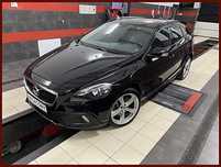 Volvo V40 Cross Country CROSS COUNTRY Nawigacja Podgrzewane Fotele Czujniki Parkowania