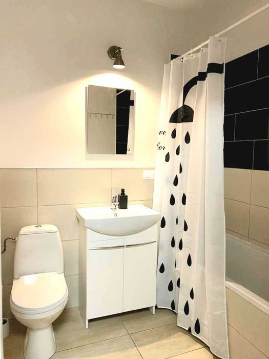 Pokój 5 os. z łazienką- nowy Hostel Warszawa Ursynów/metro Imielin