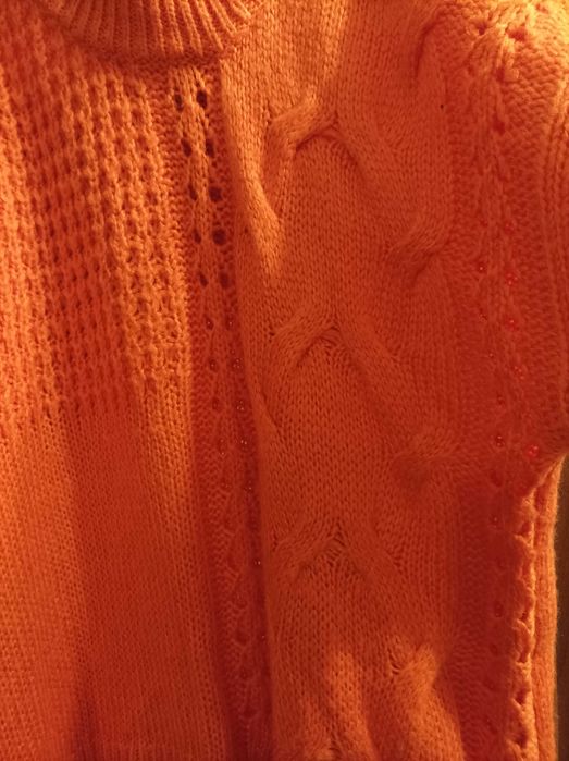 Свитер оранжевый in the style р. 14-16