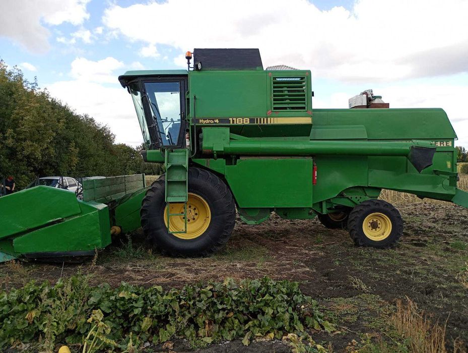 Комбайн JOHN DEERE 1188H4