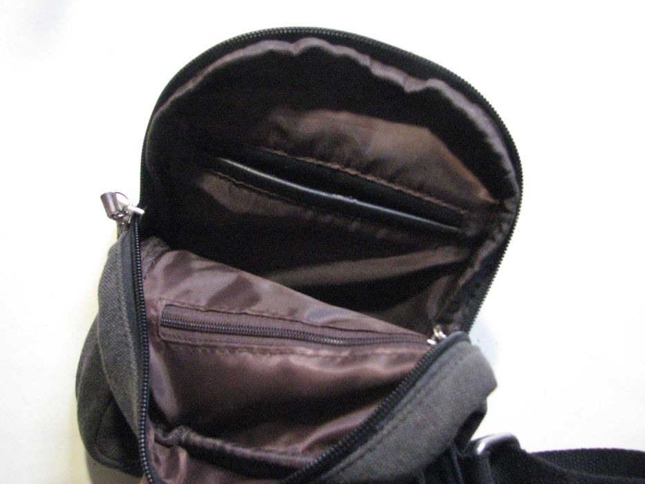 Bolsa Pochet Cinzenta e Castanha