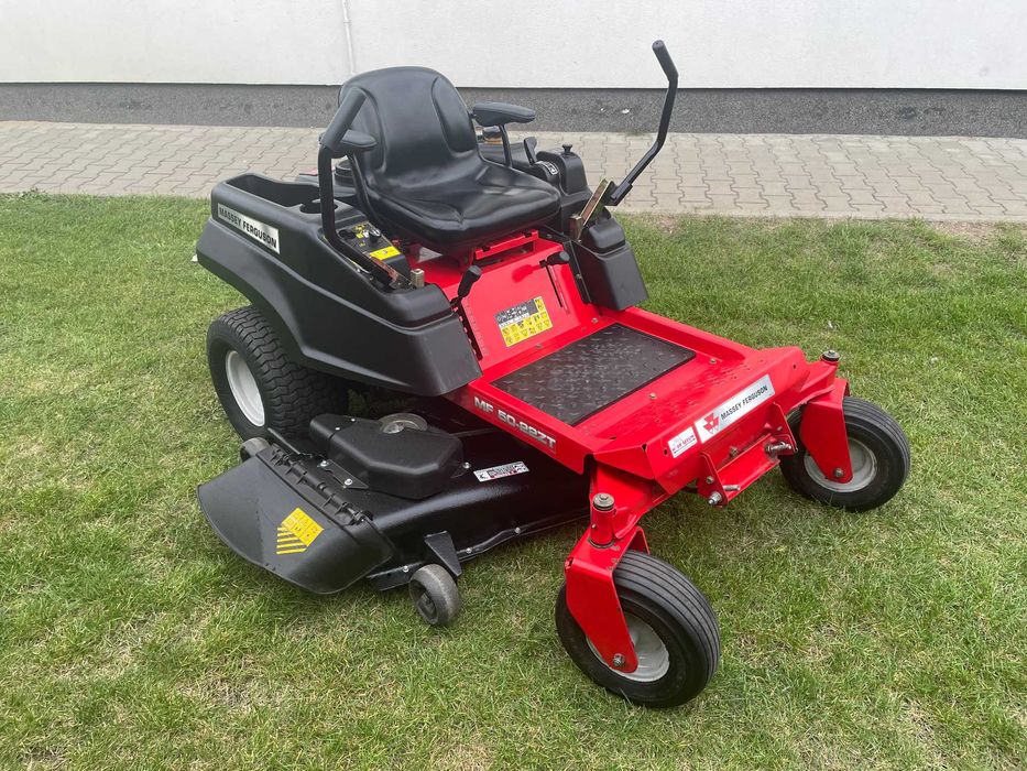 Kosiarka o zerowym promieniu skrętu Massey Ferguson MF 50-22zt