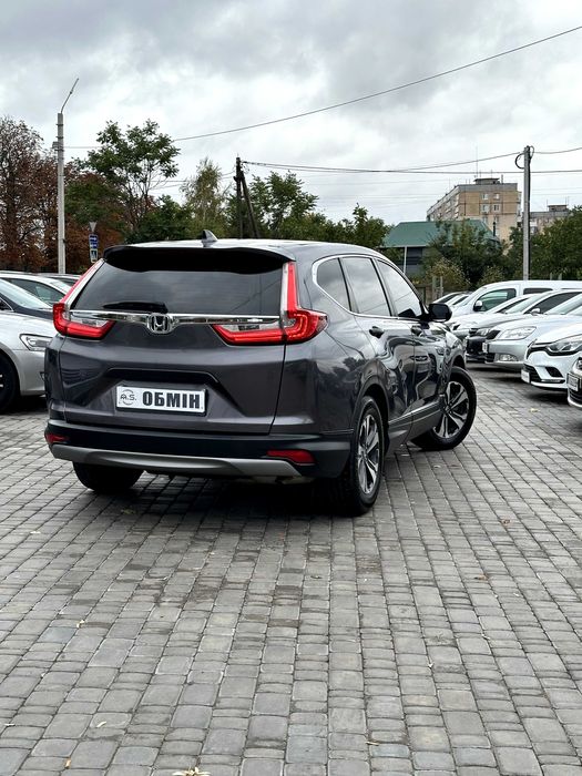 Продам Honda CR-V 2017 рік можлива розстрочка,кредит!