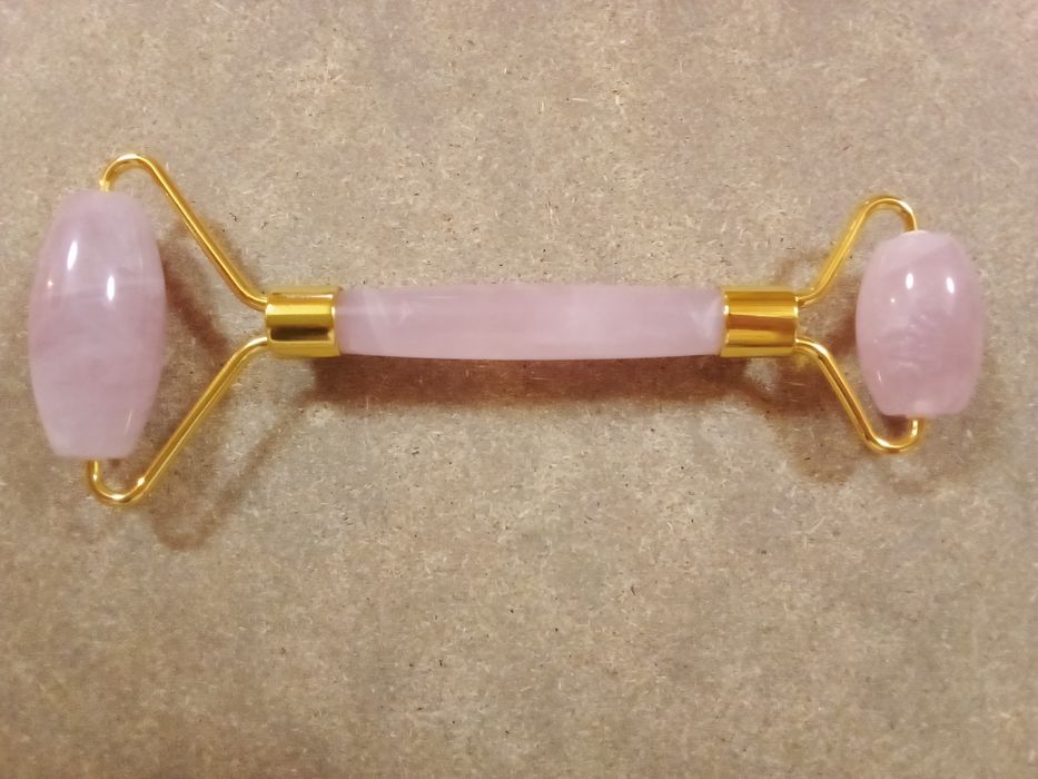 Rolo Massajador Facial Quartzo Rosa - Novo