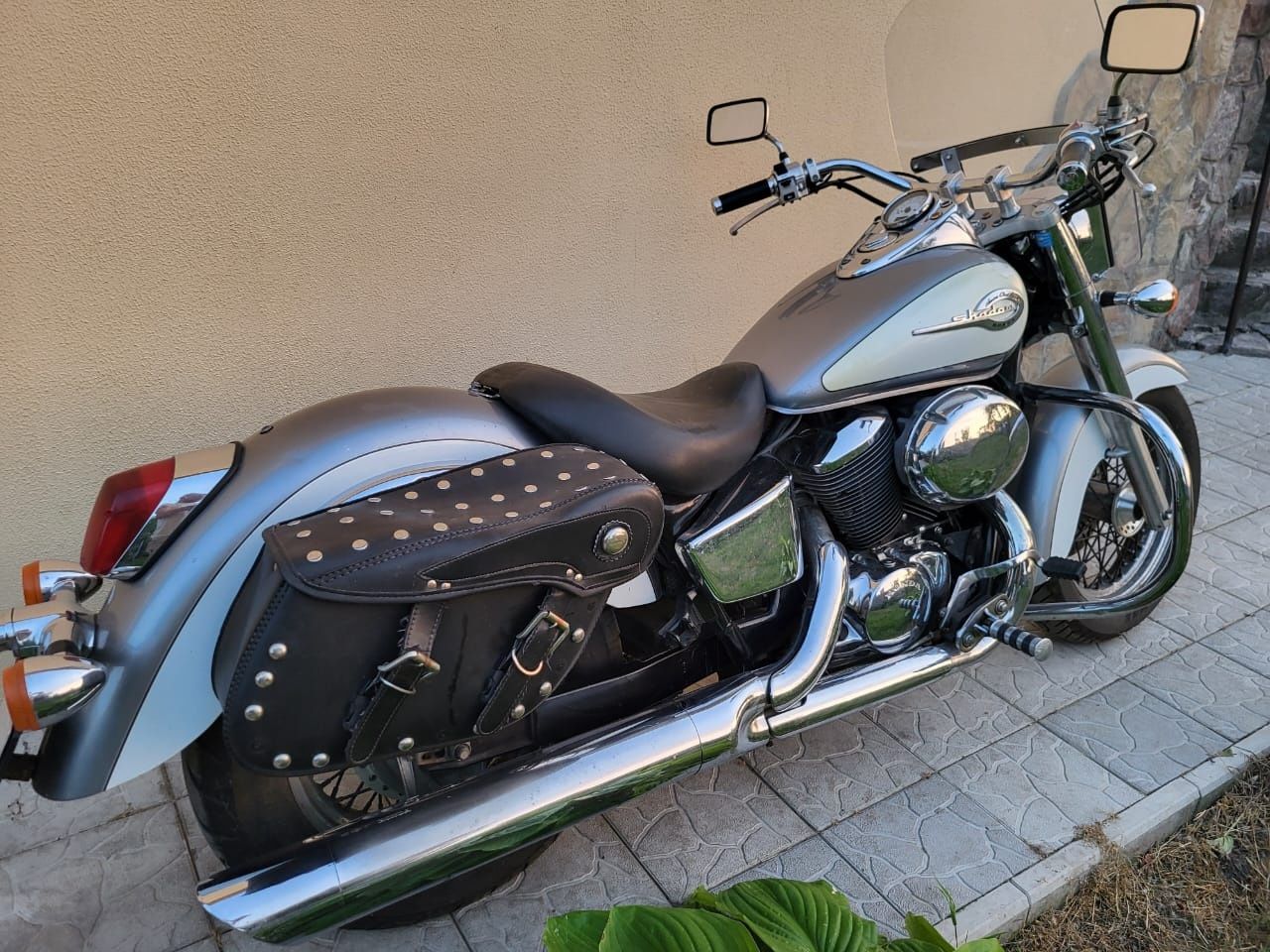 Honda shadow 400