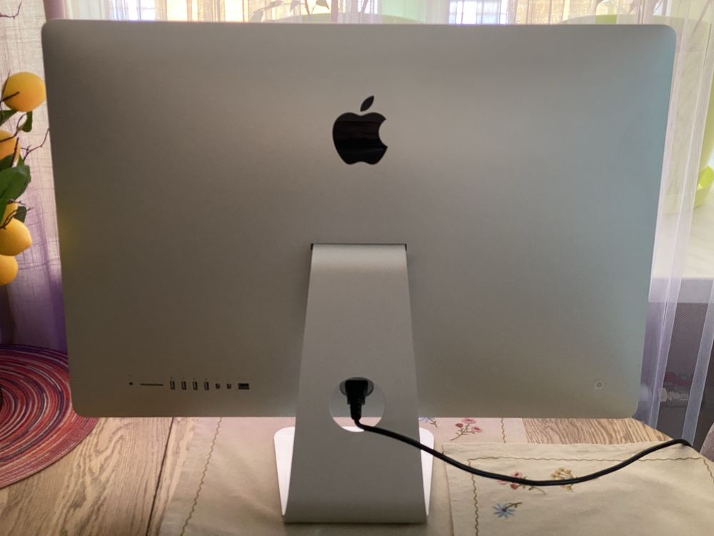 iMac Retina 5K 27-inch 2015 року i5 16Gb 2.128Tb SSD. Відмінний стан