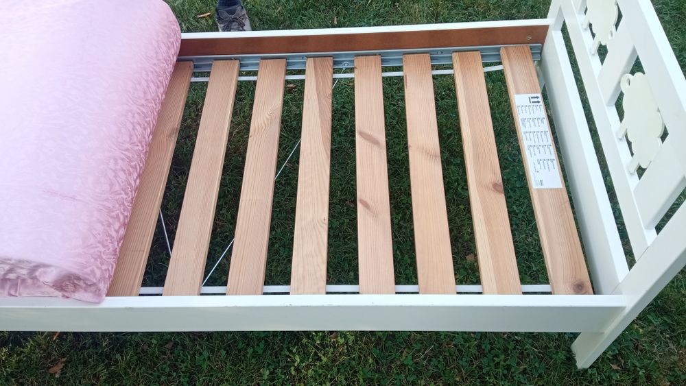 Łóżko dla dziecka białe ikea