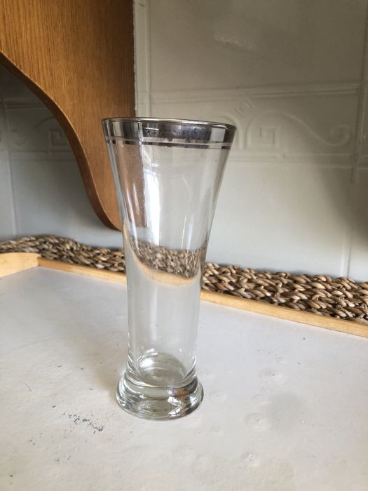 Copos de vidro elegantes