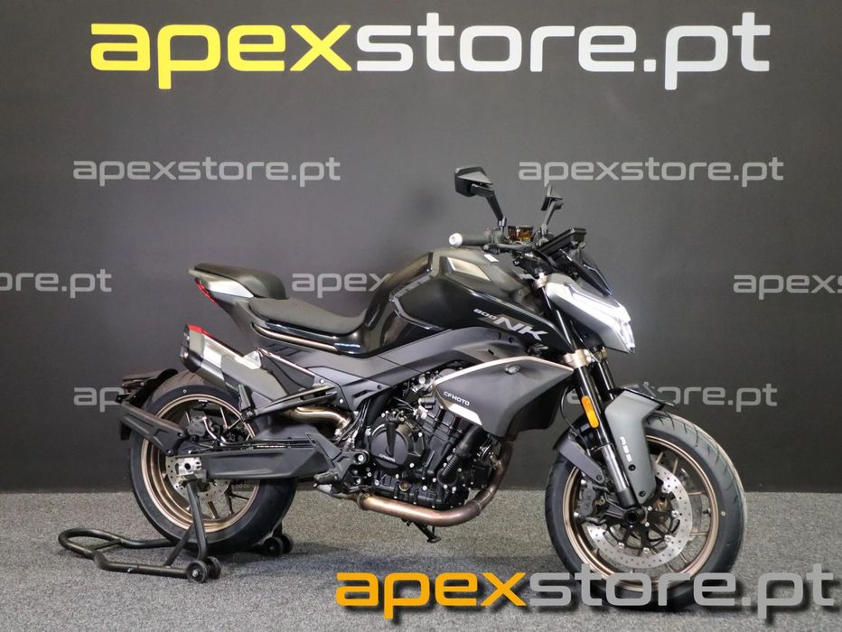 CF Moto 800NK